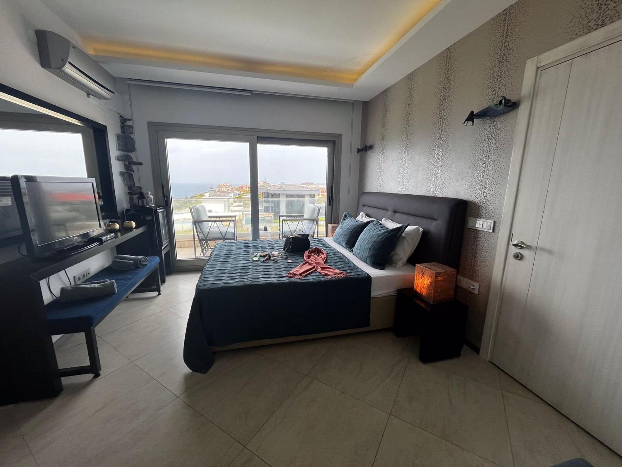 Mavi Panorama Villa Çeşme Exteriör bild