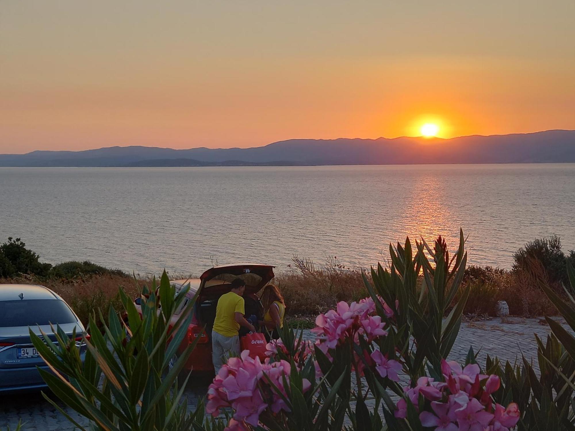 Mavi Panorama Villa Çeşme Exteriör bild