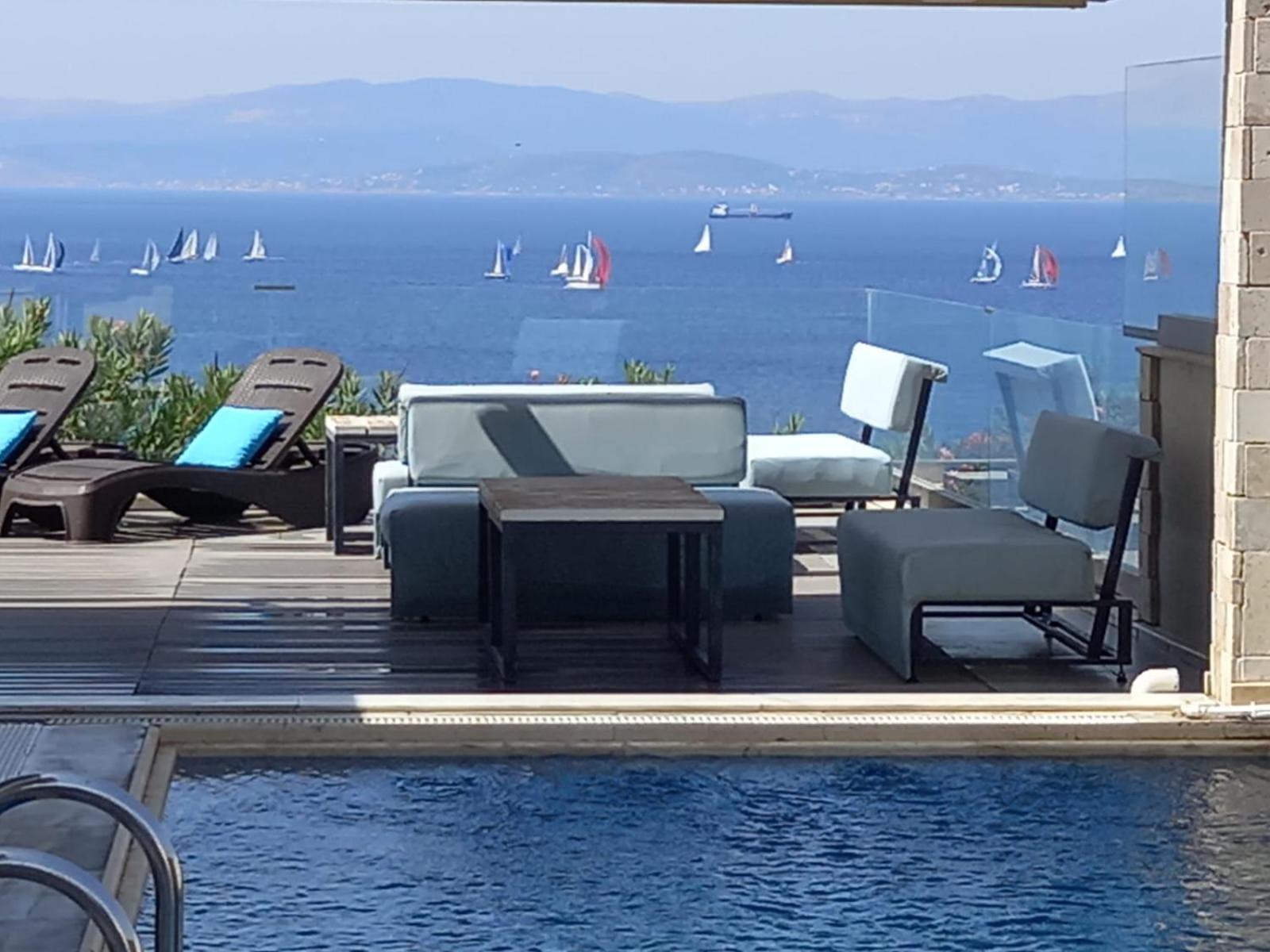 Mavi Panorama Villa Çeşme Exteriör bild