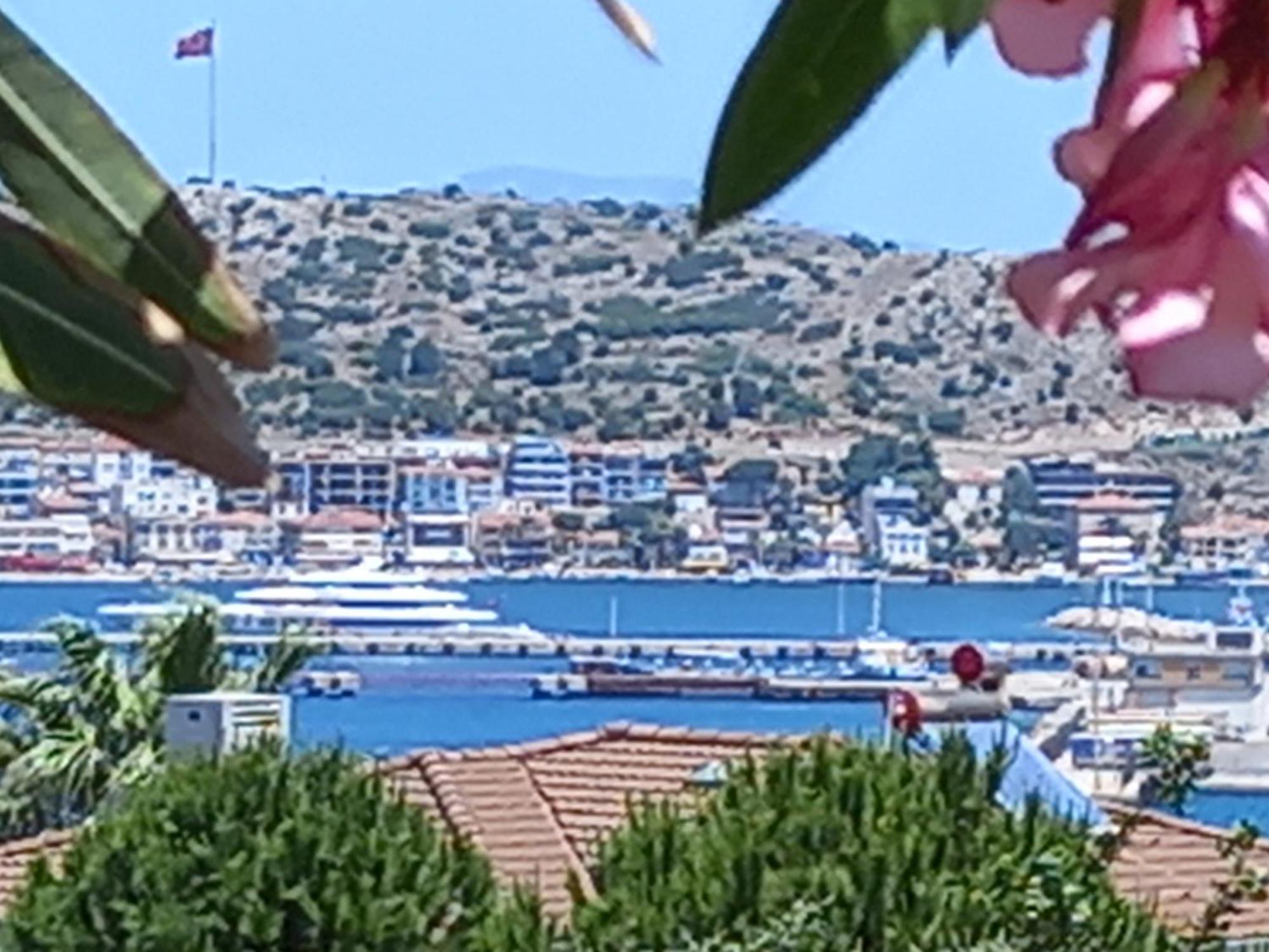 Mavi Panorama Villa Çeşme Exteriör bild