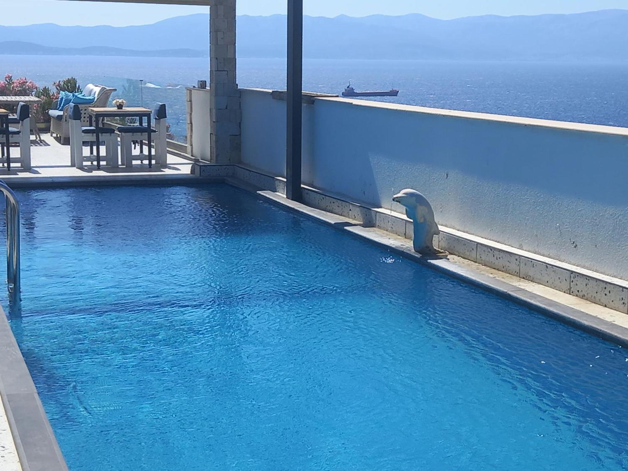 Mavi Panorama Villa Çeşme Exteriör bild